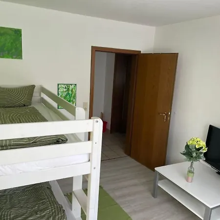 Die Buttenheim Lodge - Familienfreundliche Ferienwohnung Mit Garten Exterior photo
