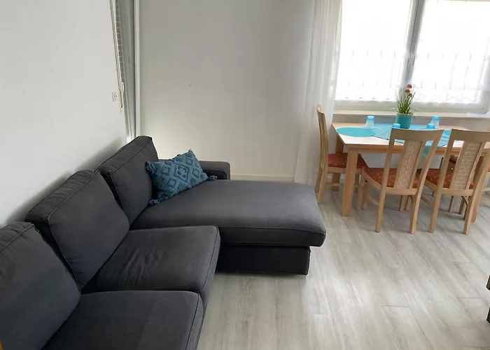 Die Buttenheim Lodge - Familienfreundliche Ferienwohnung Mit Garten